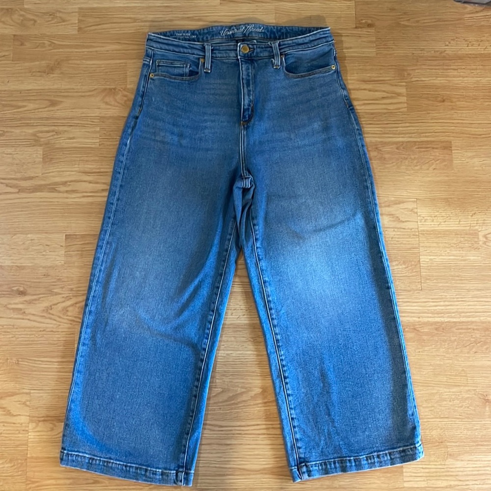 Wide leg crop jeans